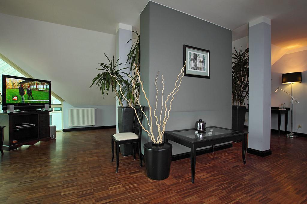Maranello Villa Otwock Dış mekan fotoğraf